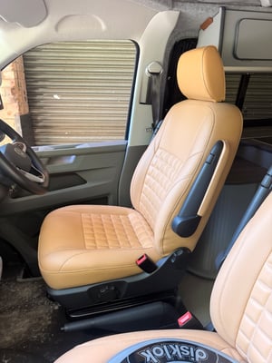 2022 Volkswagen Camper King — photo 18 of 29
