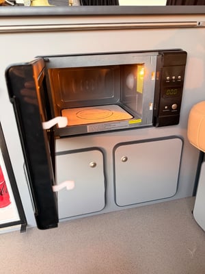 2022 Volkswagen T6.1 Conversion — photo 27 of 58