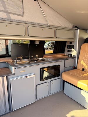 2022 Volkswagen T6.1 Conversion — photo 41 of 58
