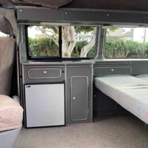 2008 Volkswagen Transporter T5  — photo 6 of 18