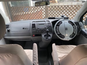 2008 Volkswagen Transporter T5 — photo 32 of 39