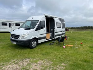 2009 Mercedes-Benz Sprinter — photo 15 of 42