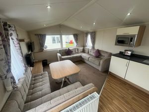 2018 Willerby Seasons — photo 14 of 20
