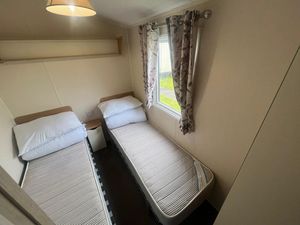 2018 Willerby Seasons — photo 18 of 20