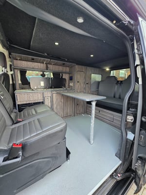 2020 Ford Transit custom — photo 4 of 40