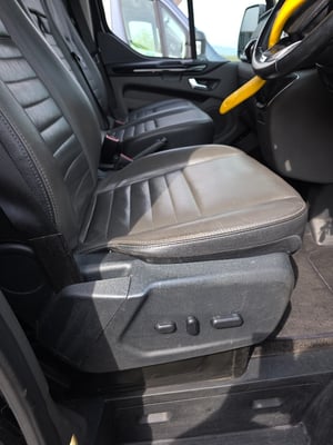 2020 Ford Transit custom — photo 14 of 40