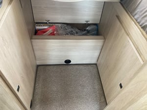 2024 Auto-Trail F70 — photo 21 of 29