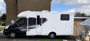 2024 Auto-Trail F70 — photo 2 of 13