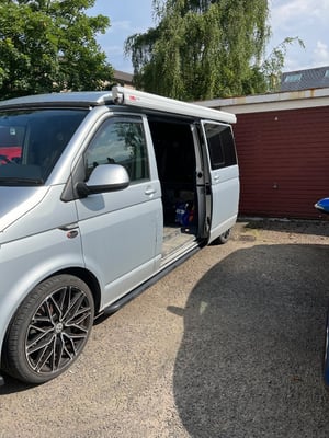 2018 Volkswagen Transporter T6 — photo 2 of 23