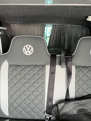 2018 Volkswagen Transporter T6 — photo 15 of 23
