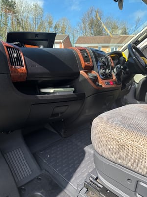 2014 Swift Esprit 412 — photo 12 of 23