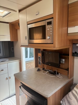 2014 Swift Esprit 412 — photo 22 of 23