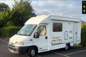 2002 Autocruise Starquest — photo 2 of 7