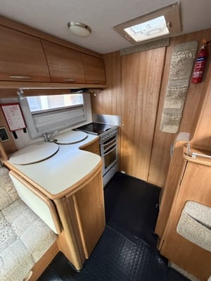 2006 Peugeot Boxer — photo 17 of 21