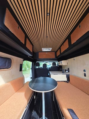 2019 Vauxhall Vivaro Campervan — photo 4 of 10