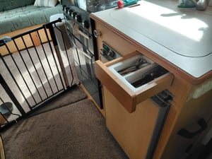 2005 Elddis Autoquest 400 — photo 10 of 23