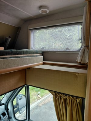 2005 Elddis Autoquest 400 — photo 15 of 23