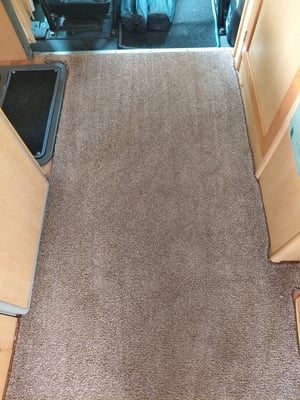 2005 Elddis Autoquest 400 — photo 21 of 23