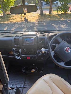 2018 Burstner Ixeo T690G — photo 6 of 15