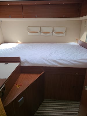 2009 Hymer S-Class — photo 15 of 18