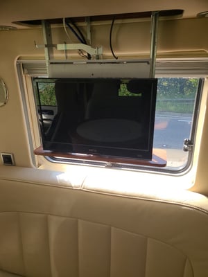 2009 Hymer S-Class — photo 14 of 18