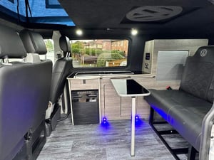 2017 Volkswagen Campervan — photo 8 of 16