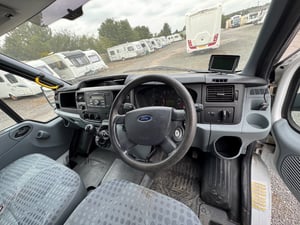 2013 Ford Transit — photo 8 of 46