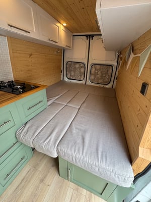 2013 Ford Transit — photo 18 of 46