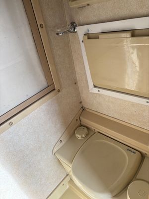 1995 Auto-Sleepers Executive 320 MWB  — photo 17 of 24