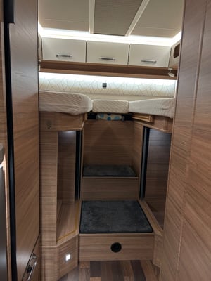 2024 Weinsberg CaraCompact 640 MEG Edition — photo 13 of 15