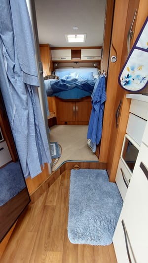 2017 Hymer ML-T — photo 2 of 19