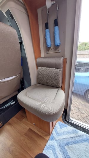 2017 Hymer ML-T — photo 9 of 19