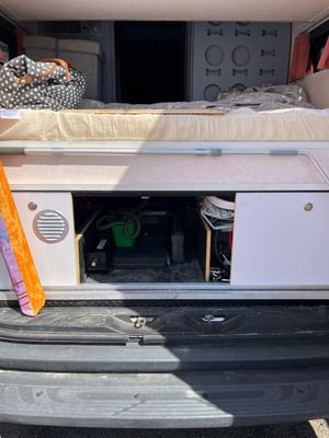 2021 Mercedes-Benz Sprinter — photo 12 of 26