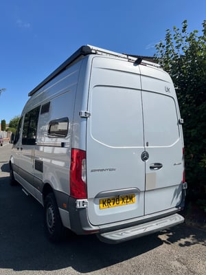 2021 Mercedes-Benz Sprinter — photo 14 of 26