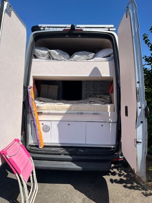 2021 Mercedes-Benz Sprinter — photo 18 of 26