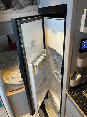 2021 Mercedes-Benz Sprinter — photo 24 of 26