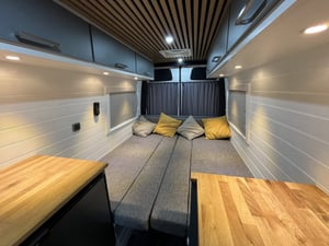 2018 Mercedes-Benz Sprinter — photo 5 of 34