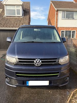 2010 Volkswagen Transporter T5.1 — photo 5 of 10