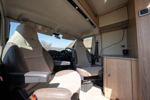 2020 Auto-Trail V Line 635SE — photo 44 of 59