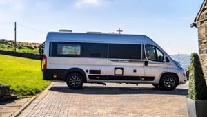 2020 Auto-Trail V Line 635SE — photo 20 of 59