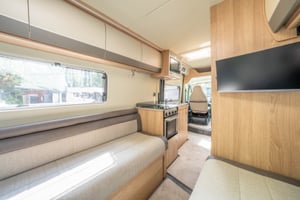 2020 Auto-Trail V Line 635SE — photo 4 of 59