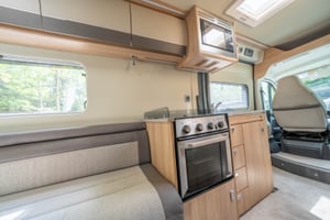 2020 Auto-Trail V Line 635SE — photo 12 of 59
