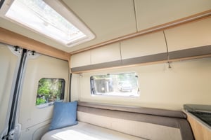 2020 Auto-Trail V Line 635SE — photo 9 of 59