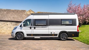 2020 Auto-Trail V Line 635SE — photo 46 of 59