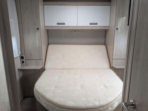 2024 Auto-Trail F-Line F74 — photo 5 of 9