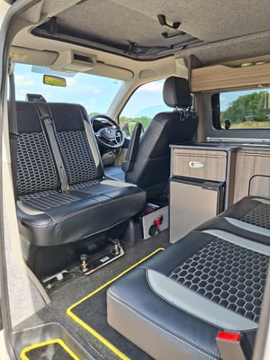 2016 Volkswagen T6 Campervan — photo 16 of 16