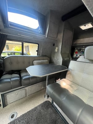 2018 Volkswagen Transporter T6 — photo 9 of 18
