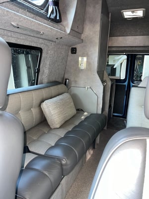 2018 Volkswagen Transporter T6 — photo 11 of 18