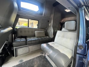 2018 Volkswagen Transporter T6 — photo 19 of 35