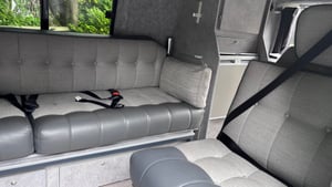 2018 Volkswagen Transporter T6 — photo 33 of 35